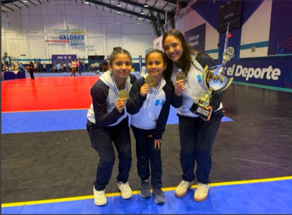 &iexcl;FELICITACIONES MAR&Iacute;A JOS&Eacute;!